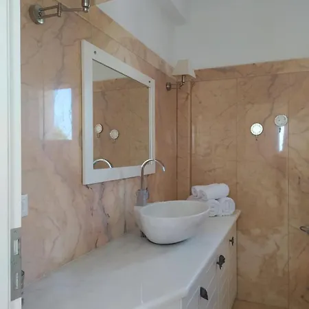A&v Sea View Villa