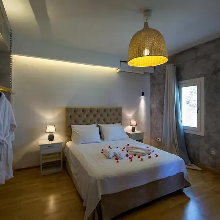 A&v Sea View Villa Fira (Santorini)
