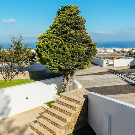 A&v Sea View Villa *