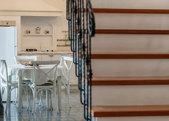 A&v Sea View Villa Fira (Santorini)