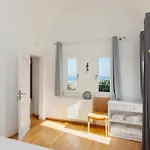 A&v Sea View